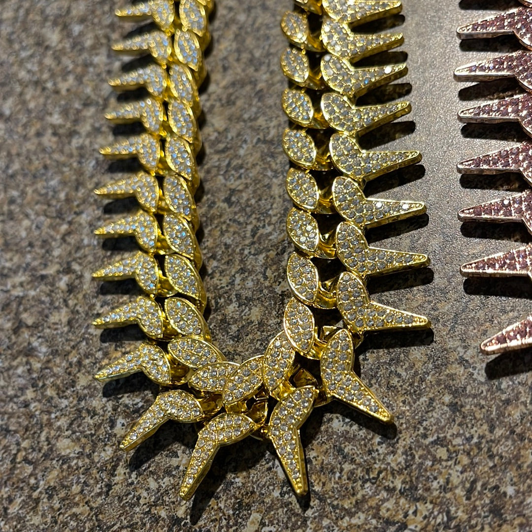 CUBAN SPIKED CHAIN